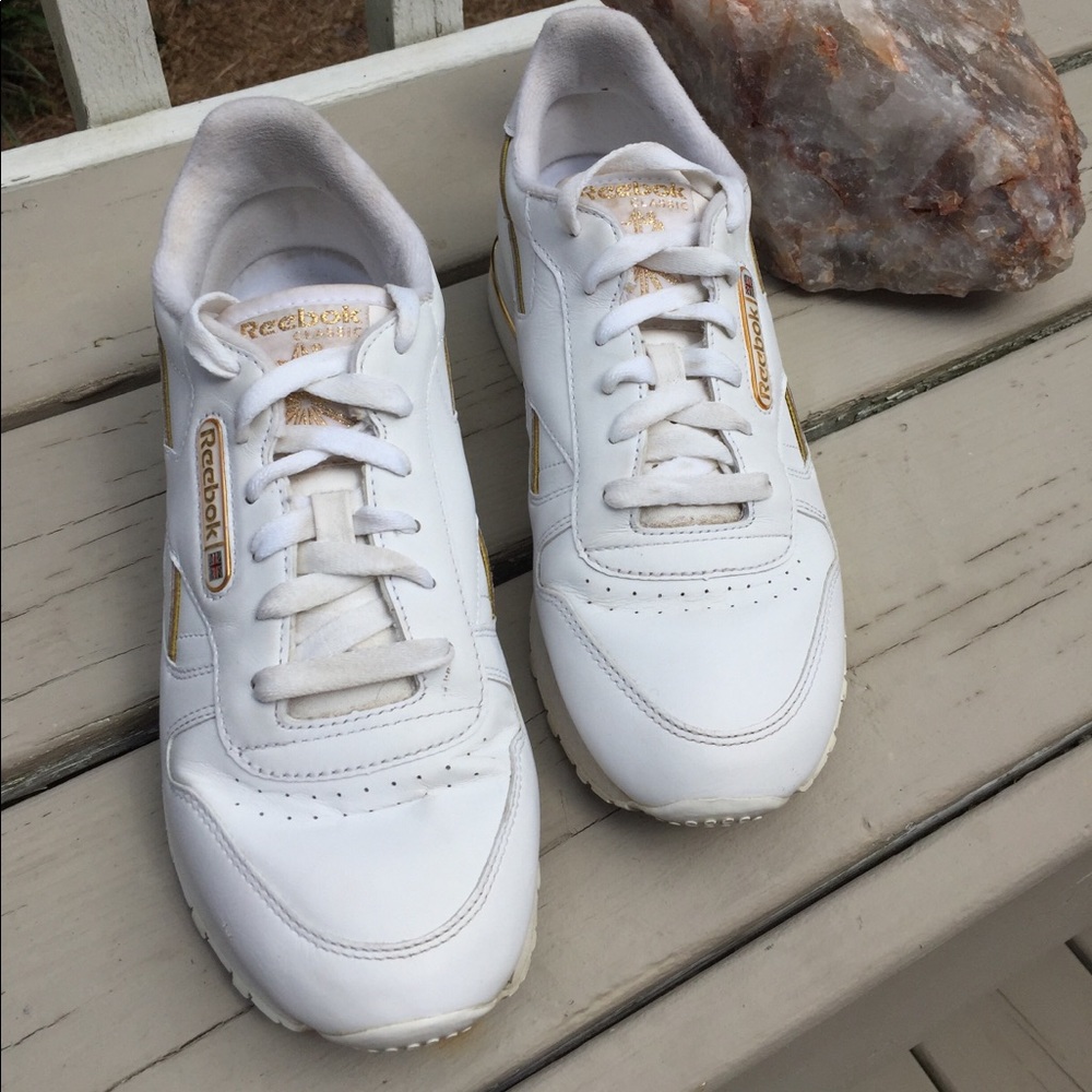 Rare Classic Reebok White with Gold Accent  8.5
